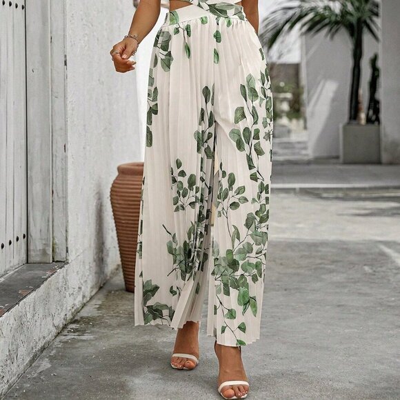 Multicolor Boho Women's V-Neck Plant Printed Pleated Jumpsuit - Picture 3 of 7